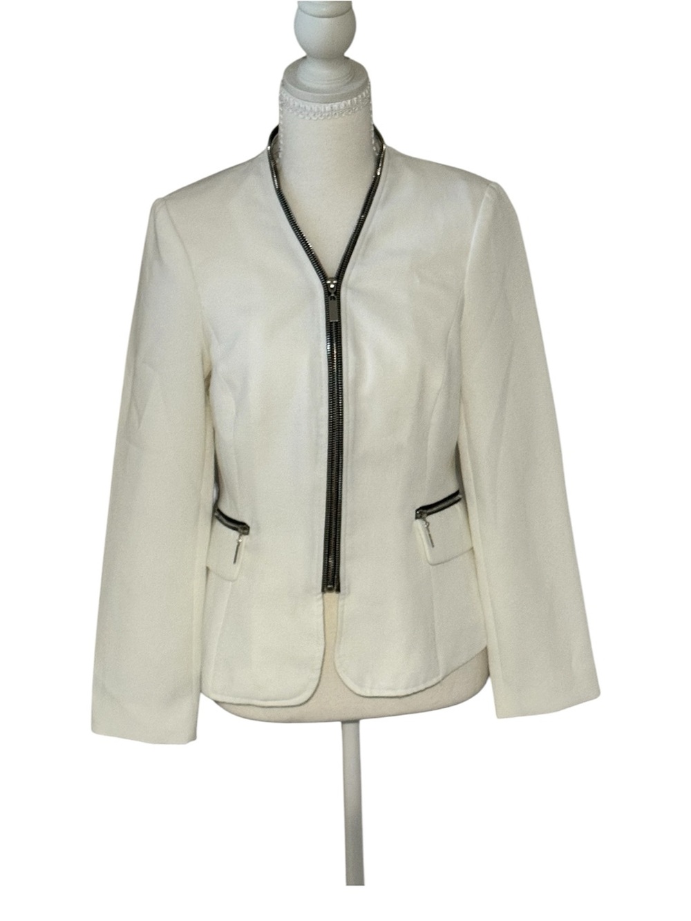 NWOT Attentif Paris White Full Zip Blazer Jacket EU 38 US M Collarless Pockets